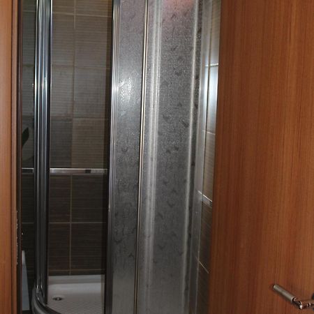 Oz-Ay Hotel Surmene Ruang foto