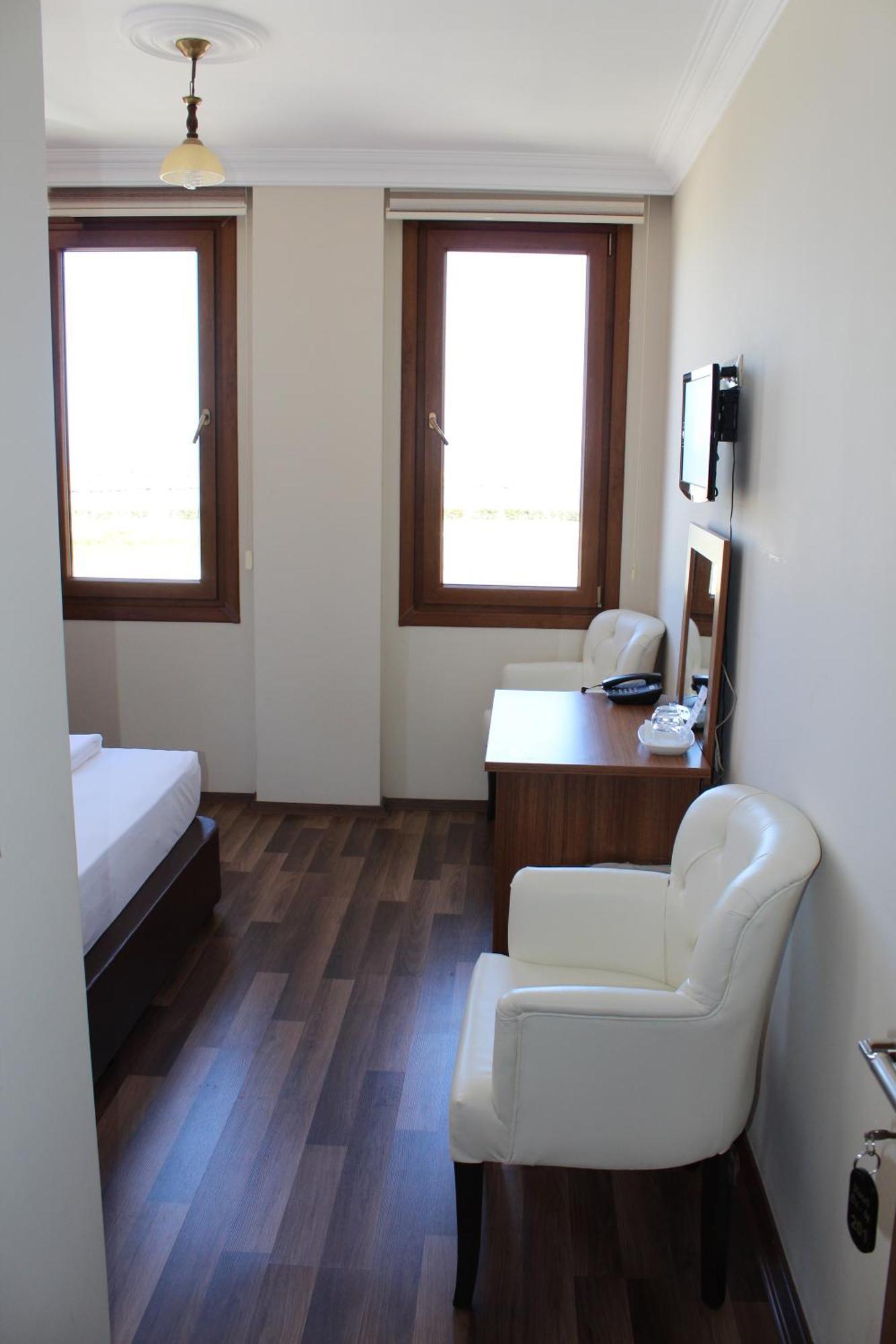 Oz-Ay Hotel Surmene Ruang foto