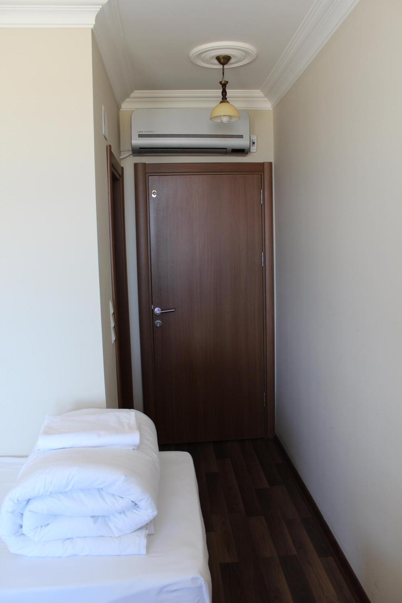 Oz-Ay Hotel Surmene Ruang foto